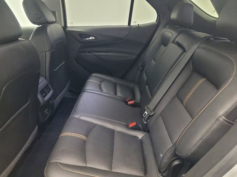 Used 2022 Chevrolet Equinox Premier FWD image 18