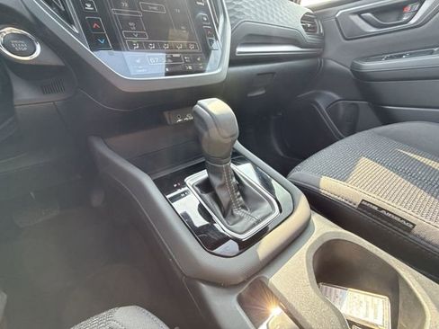 Used 2025 Subaru Forester Premium image 19