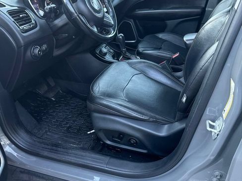 Used 2020 Jeep Compass Limited AWD/4WD image 6