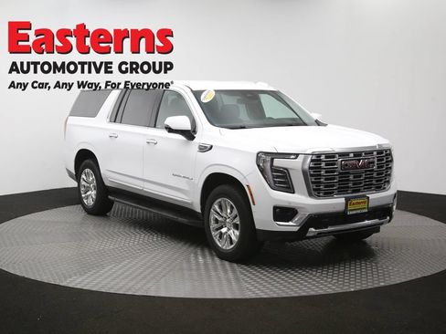 Used 2025 GMC Yukon XL Denali AWD/4WD image 56