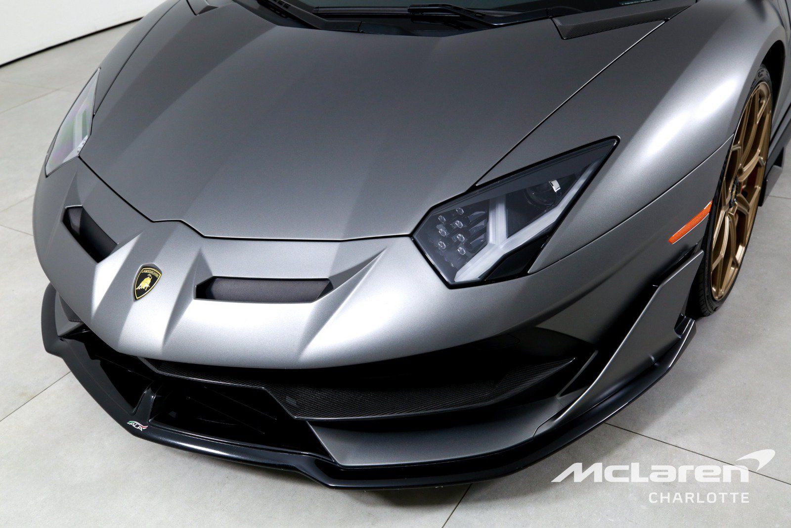 Used 2020 Lamborghini Aventador SVJ AWD/4WD image 39