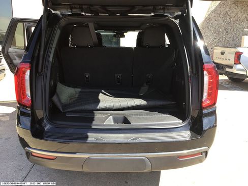 Used 2023 GMC Yukon AT4 image 17