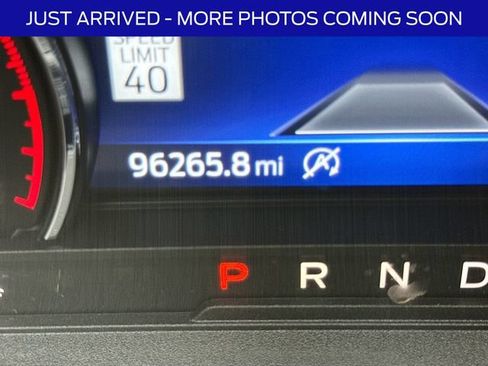 Used 2020 Ford Explorer XLT w/ Equipment Group 202A AWD/4WD image 13