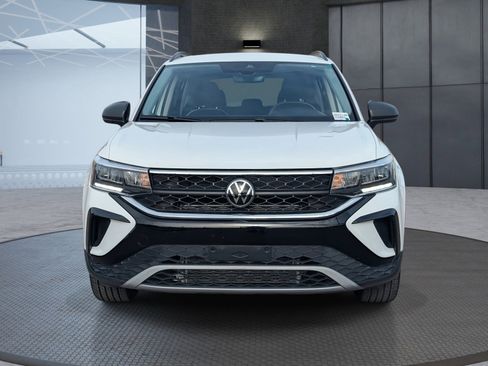 Used 2023 Volkswagen Taos S w/ Driver Assistance Package image 9