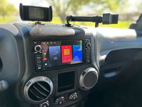 Used 2012 Jeep Wrangler Sport AWD/4WD image 18