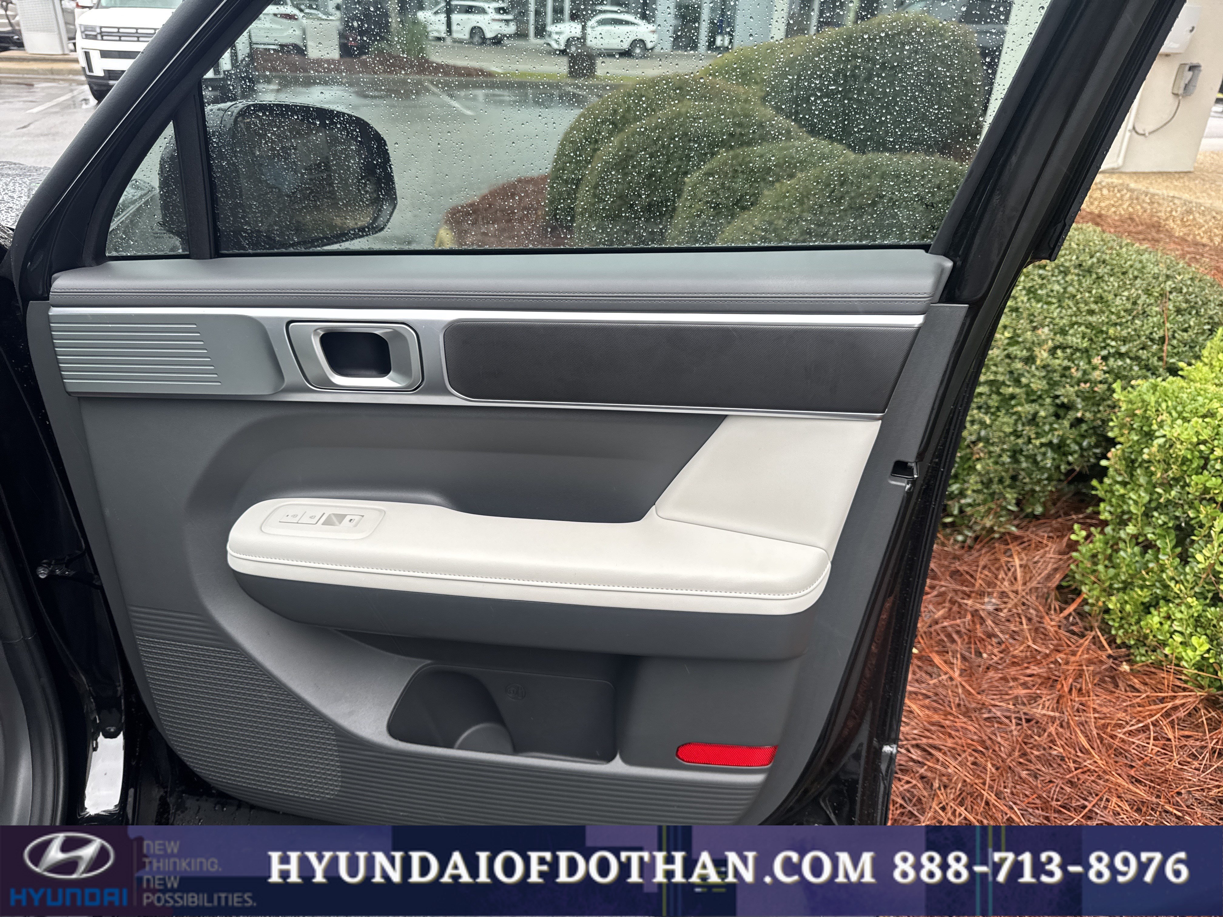 Certified 2025 Hyundai Santa Fe SEL FWD image 15
