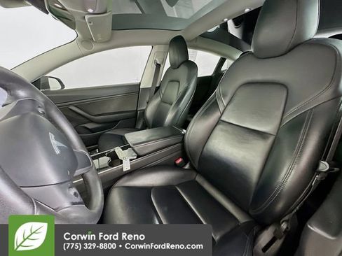 Used 2020 Tesla Model 3 Performance image 19