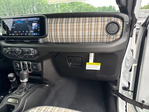 New 2026 Jeep Wrangler Unlimited Sport AWD/4WD image 26