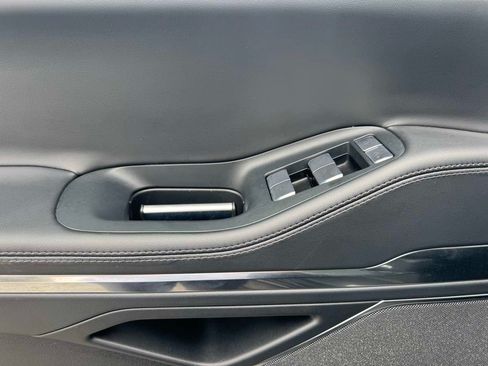 Used 2025 Lincoln Navigator Reserve AWD/4WD image 17