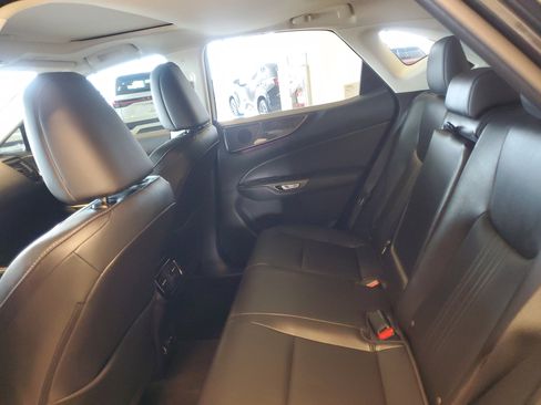 Used 2024 Lexus NX 250 FWD w/ Cold Area Package image 15