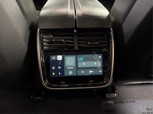 Used 2022 Rivian R1T Adventure image 17