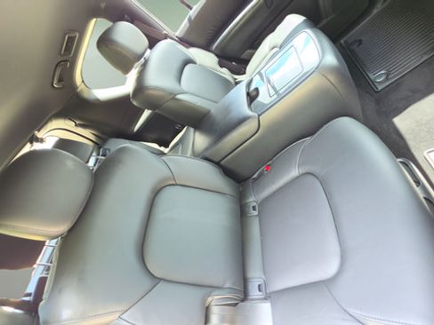 Used 2023 Nissan Armada SL w/ Midnight Edition Package AWD/4WD image 43