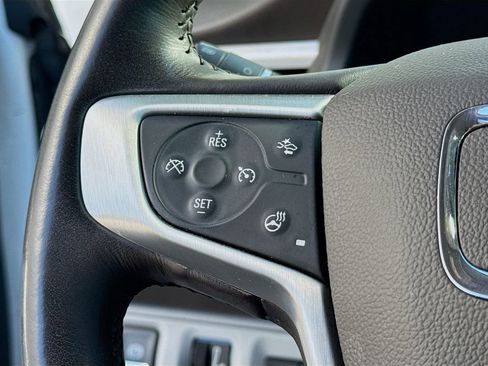 Used 2021 GMC Acadia SLT w/ Technology Package image 9