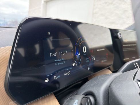 New 2026 Chevrolet Equinox ACTIV image 11