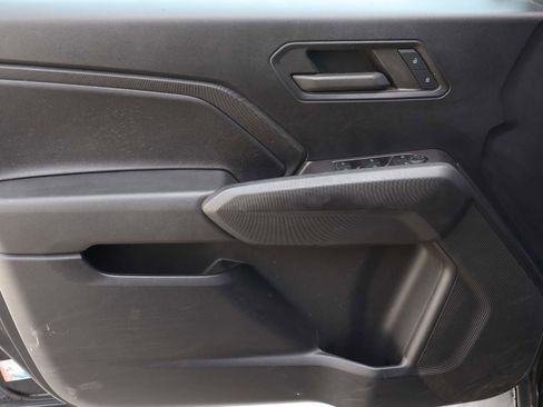 Used 2023 Chevrolet Colorado W/T image 7