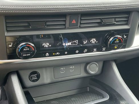 New 2026 Nissan Rogue SV w/ Cold Weather Package AWD/4WD image 24