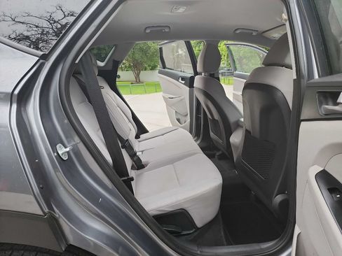 Used 2019 Hyundai Tucson Value FWD image 30