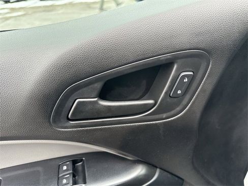 Used 2016 Chevrolet Colorado W/T image 11