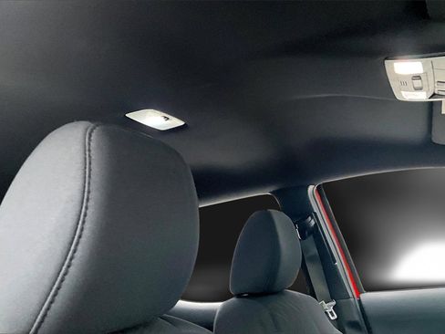 Used 2017 Toyota Tacoma TRD Off-Road image 26