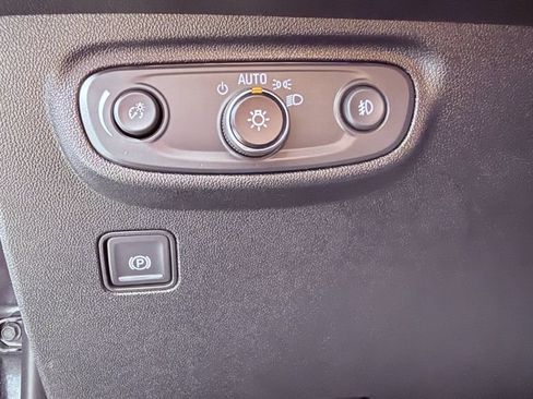 Used 2018 GMC Terrain SLT w/ Preferred Package AWD/4WD image 11