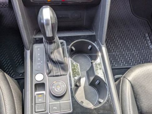 Used 2023 Volkswagen Atlas SE w/ Panoramic Sunroof Package image 39