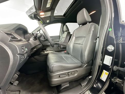 Used 2023 Honda Passport EX-L image 4