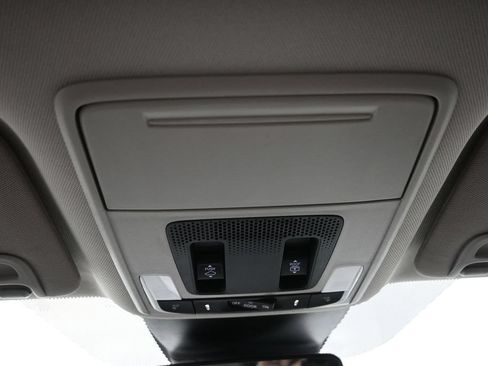 Certified 2025 Honda Pilot Elite image 18