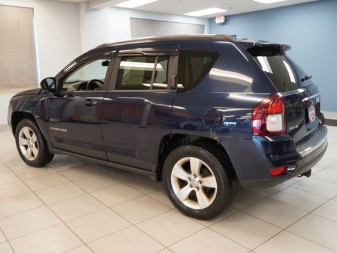 Used 2015 Jeep Compass 4WD image 8
