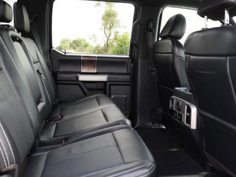 Used 2022 Ford F250 Lariat w/ Lariat Ultimate Package AWD/4WD image 16