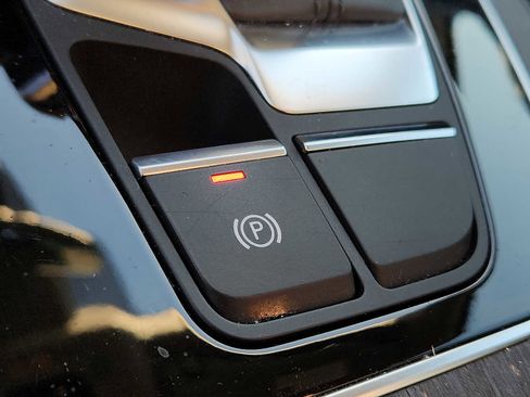 Used 2024 Audi Q5 2.0T Premium Plus image 25