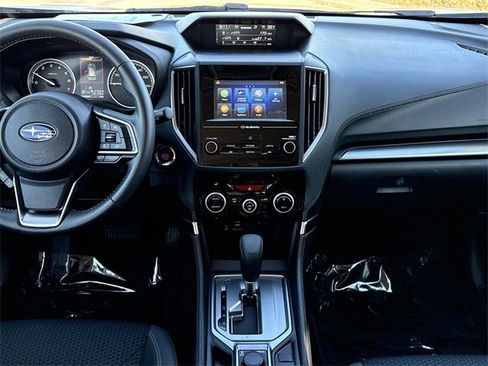 Used 2024 Subaru Forester Premium image 12