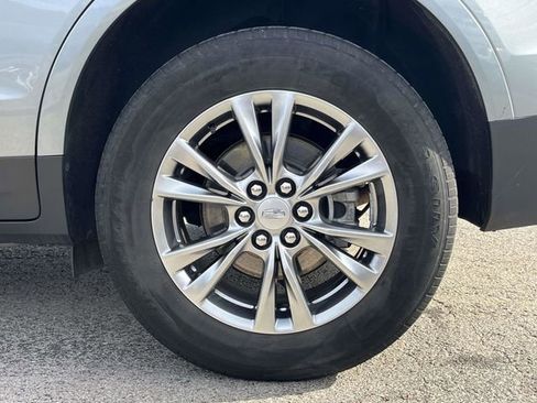 Used 2023 Cadillac XT5 Premium Luxury image 11