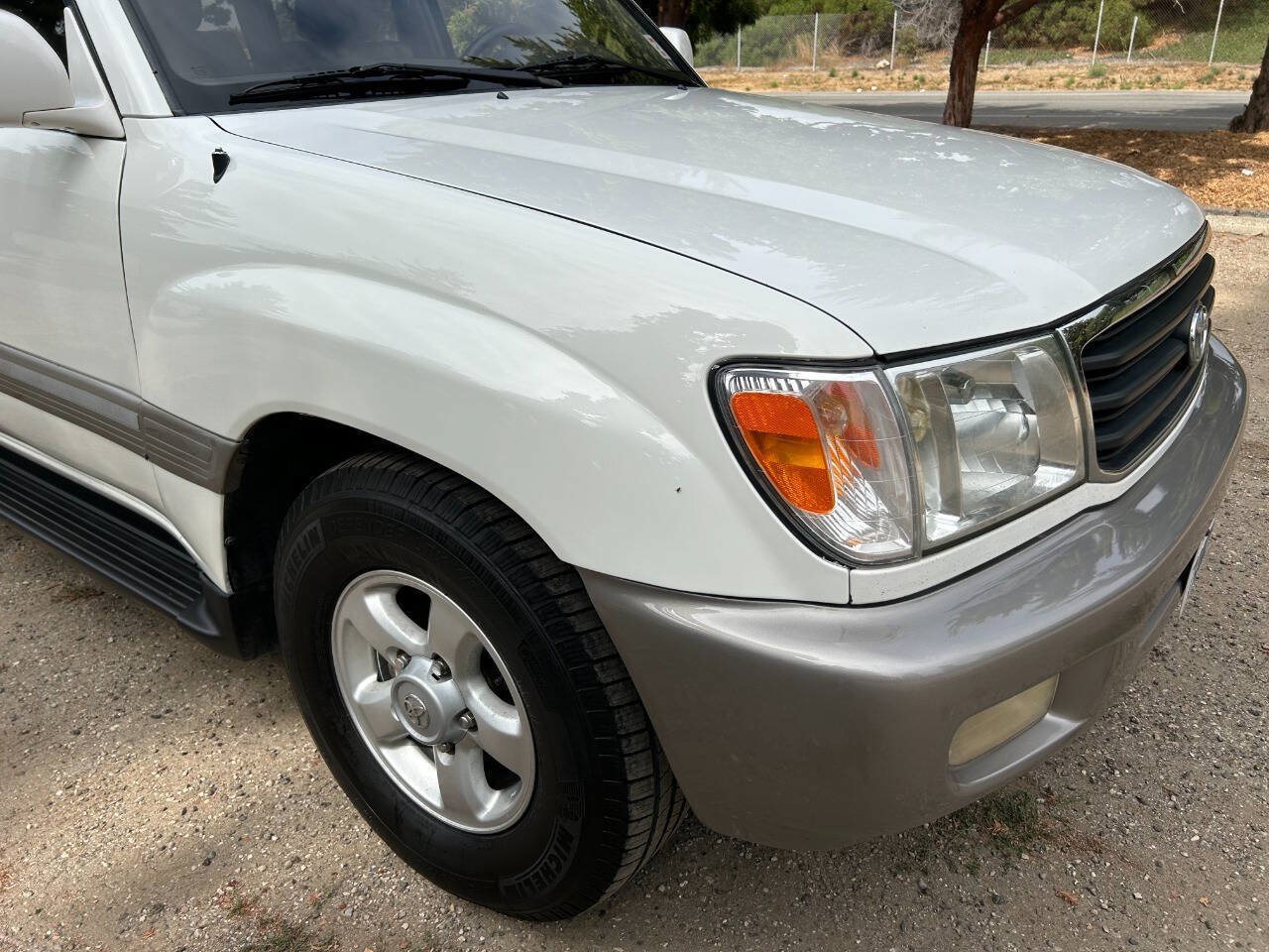 Used 1999 Toyota Land Cruiser AWD/4WD image 13