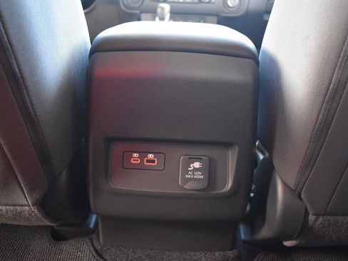 Certified 2025 Nissan Frontier SV w/ SV Convenience Package RWD image 46