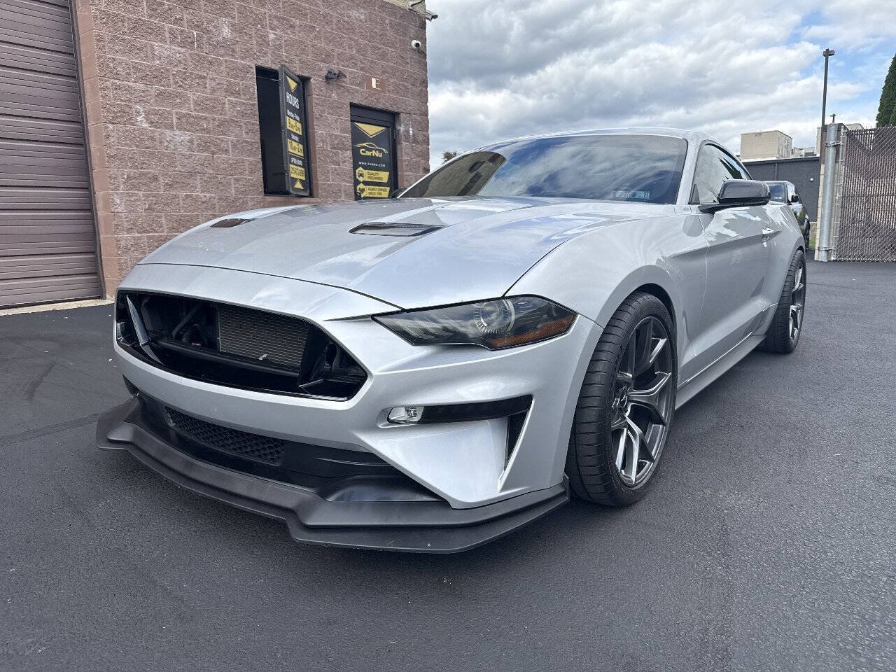 Used 2019 Ford Mustang GT Premium w/ Performance Package - Level 2 RWD image 4