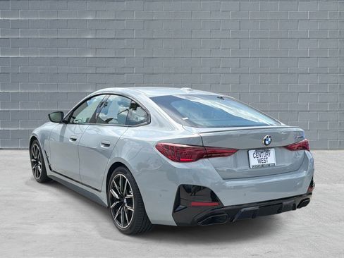 Used 2025 BMW M440i RWD image 3