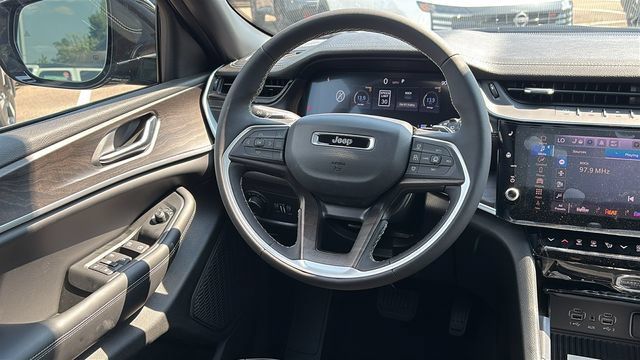 New 2026 Jeep Grand Cherokee L 4WD image 24