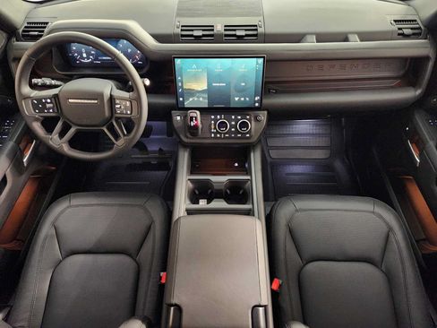 New 2026 Land Rover Defender 110 X-Dynamic SE AWD/4WD image 6