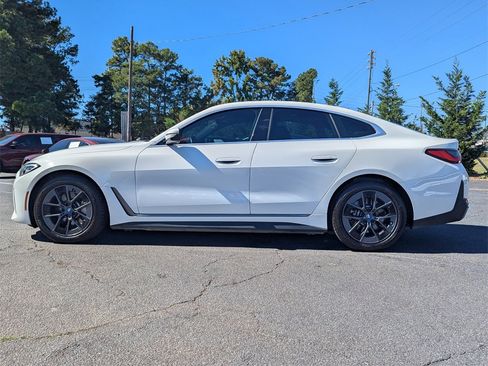 Used 2022 BMW i4 eDrive40 w/ Premium Package image 25