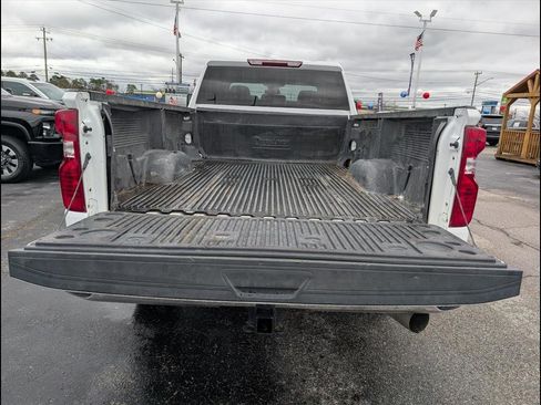 Used 2024 Chevrolet Silverado 2500 LT image 21