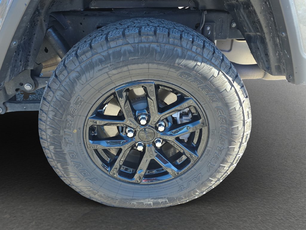 Used 2022 Jeep Gladiator Sport AWD/4WD image 5