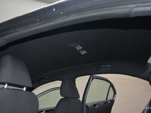 Used 2015 Volkswagen Jetta SE FWD image 31