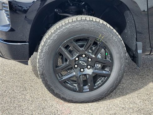 New 2026 Chevrolet Silverado 1500 LT Trail Boss image 9