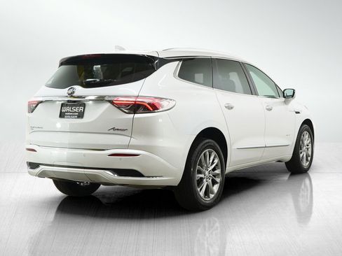 Used 2024 Buick Enclave Avenir w/ Avenir Technology Package image 5