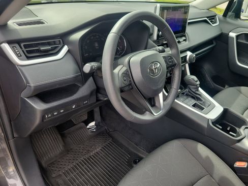 Certified 2024 Toyota RAV4 XLE w/ Convenience Package AWD/4WD image 18