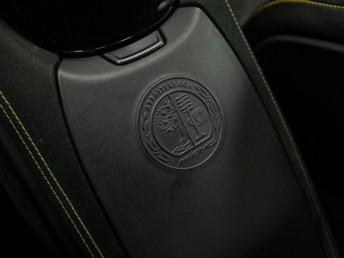 Used 2018 Mercedes-Benz AMG GT R image 35