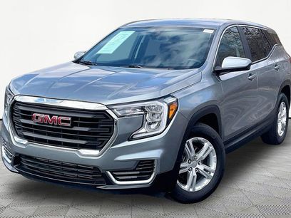 Used 2024 GMC Terrain SLE