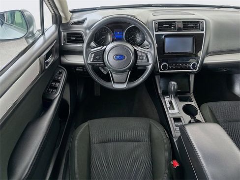 Used 2018 Subaru Outback 2.5i Premium image 4