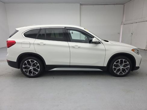 Used 2021 BMW X1 xDrive28i w/ Convenience Package AWD/4WD image 9