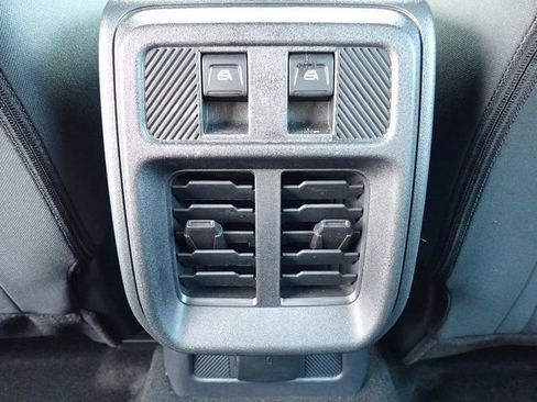 Used 2025 Ford Bronco 4-Door AWD/4WD image 19